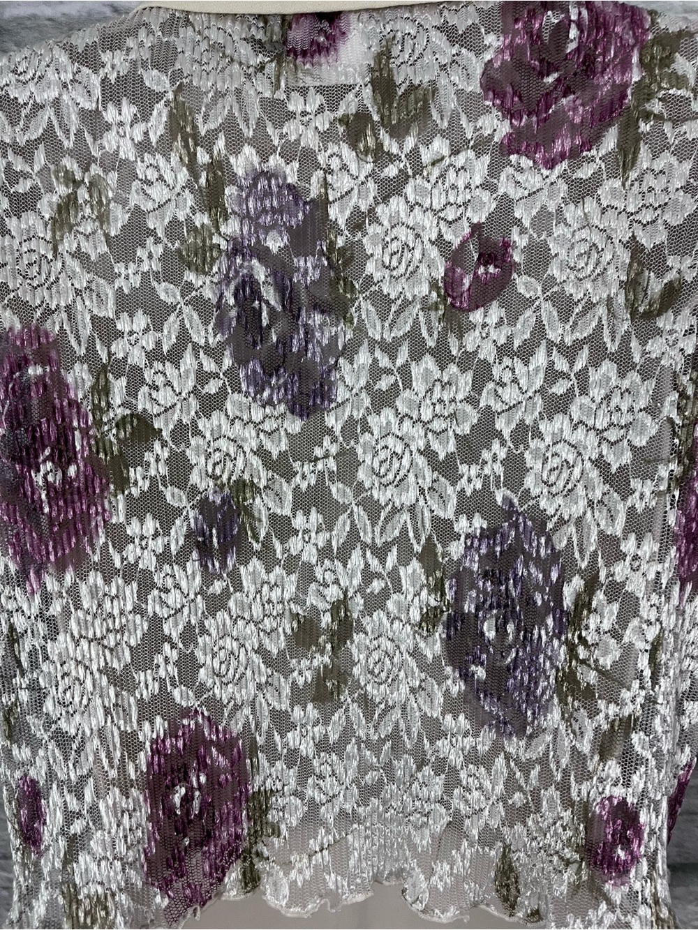 VTG 80’s 90’s Floral Sheer Lace Button Front Collared Lettuce Hem Crop Top - 8P - Picture 8 of 16